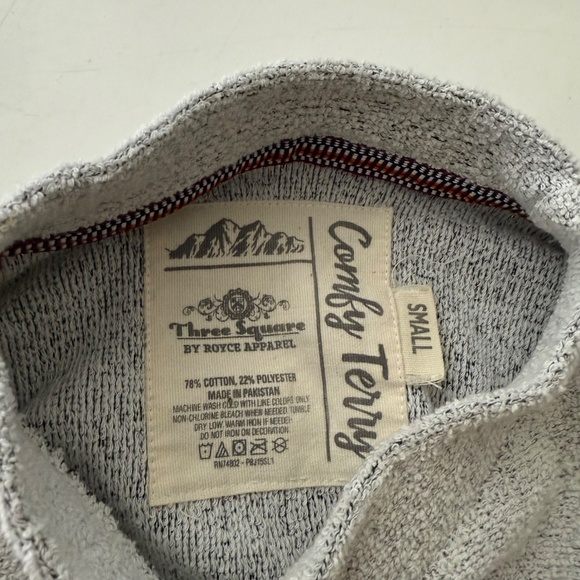 Georgia Bulldogs x Three Square Royce Comfy Terry Crew Sweatshirt Womens SMALL - Picture 5 of 8